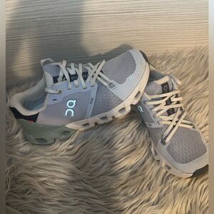 Oncloud cloud flyer 4 shoes